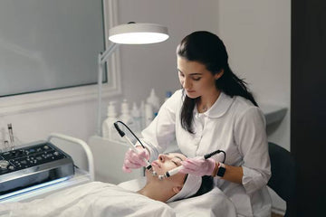 Fractional CO2 Laser vs RF Microneedling: Which Treatment Technology Should Your Clinic Choose?